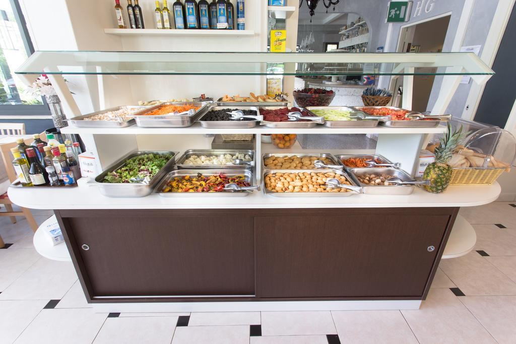 צ'סנטיקו Hotel Giamaika מראה חיצוני תמונה