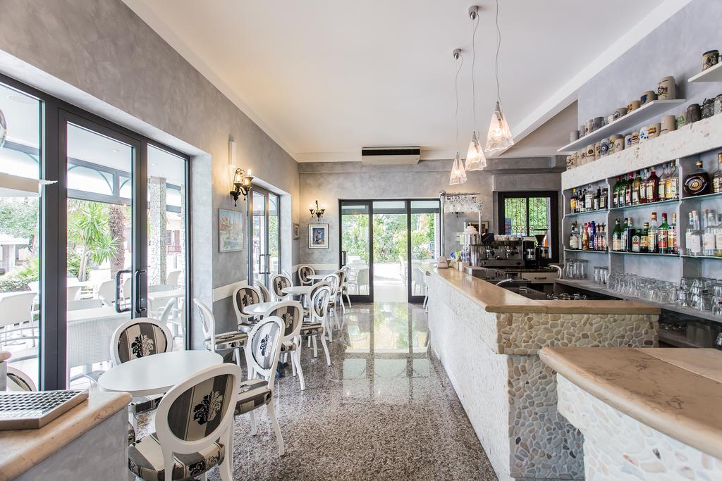 צ'סנטיקו Hotel Giamaika מראה חיצוני תמונה